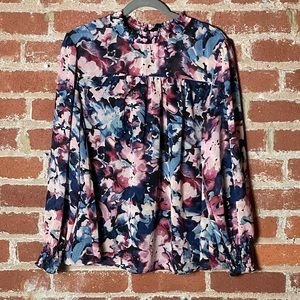 XL floral Zac and Rachel top